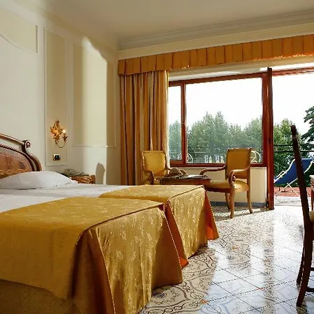 Grand De La Szálloda Sorrento