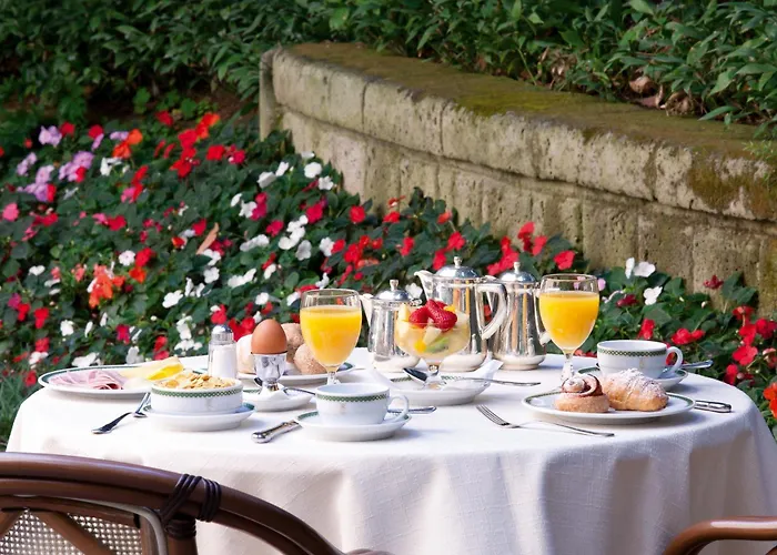 Grand De La Ξενοδοχείο