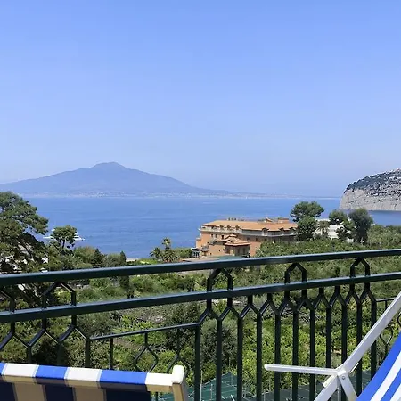 Szálloda Grand De La 4*
