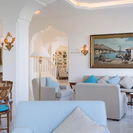 Szálloda Grand De La Sorrento